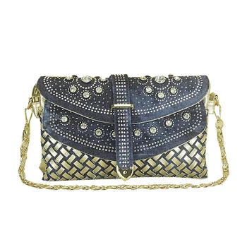 

Creative Beautiful Shoulder Bags Women Messenger Chains Bags Wholesale Retail Join Random Color Patterns Free Drop Shipping