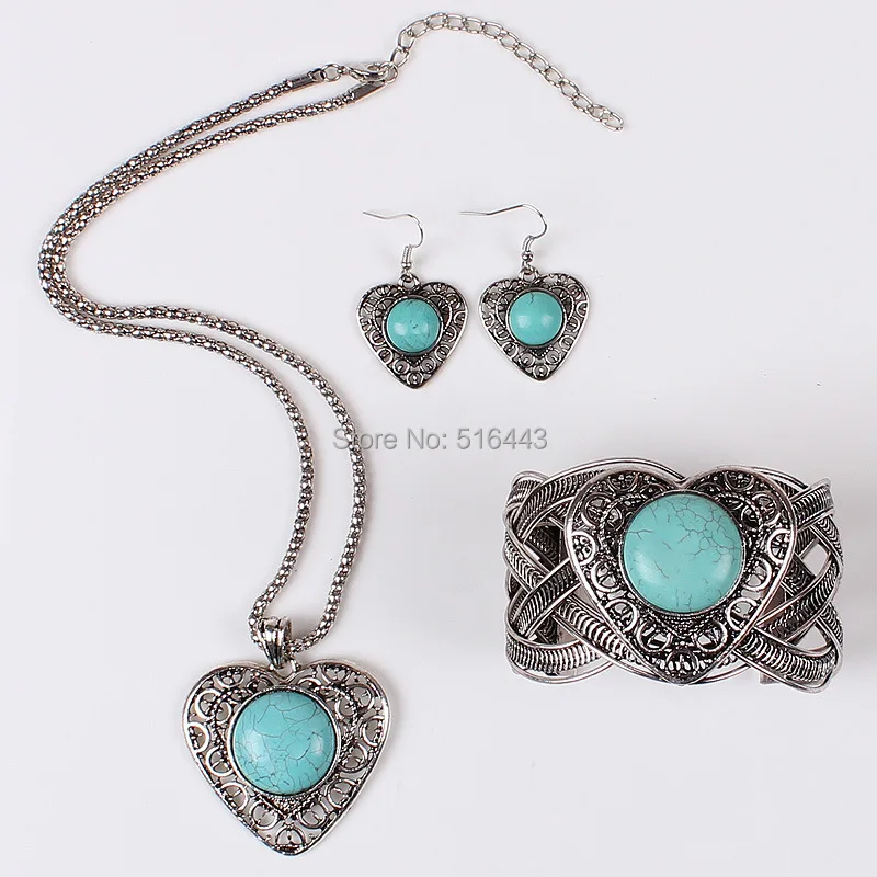 Vintage Silver Plated Rhinestone Turquoise Pendant Chain Necklace Woman Jewelry