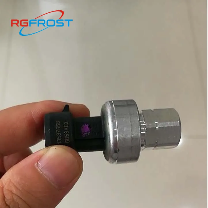 Auto AC pressure switch 6850512 for Opel Astra