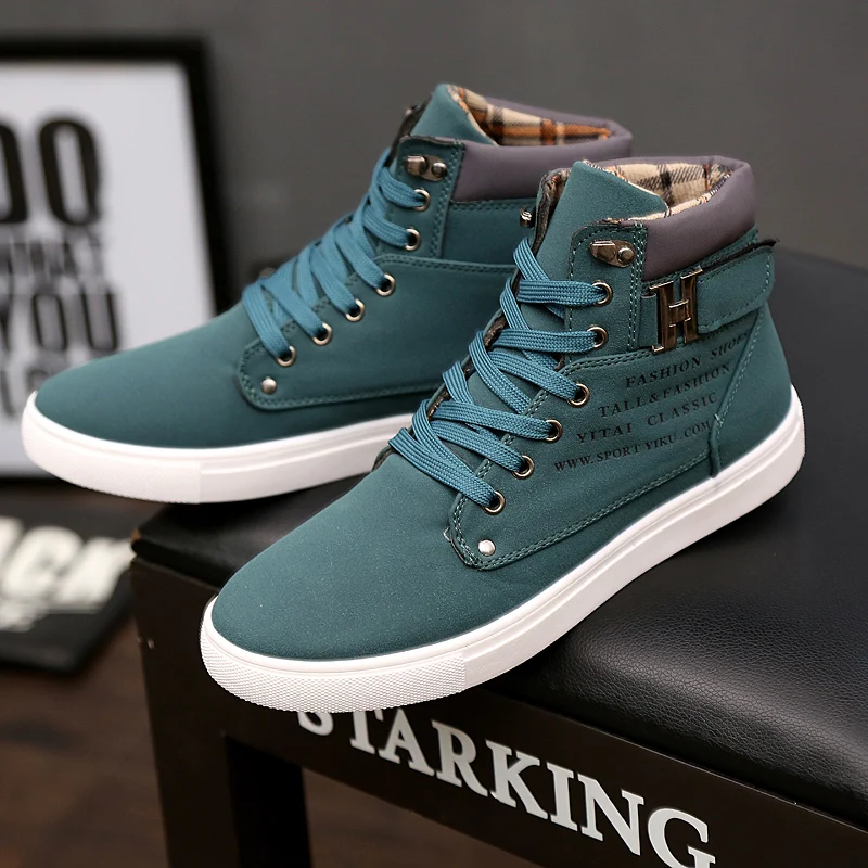 Hot Men Boots Fashion Warm Winter Men shoes Autumn Leather Footwear For Man New High Top Canvas Casual Shoes Men