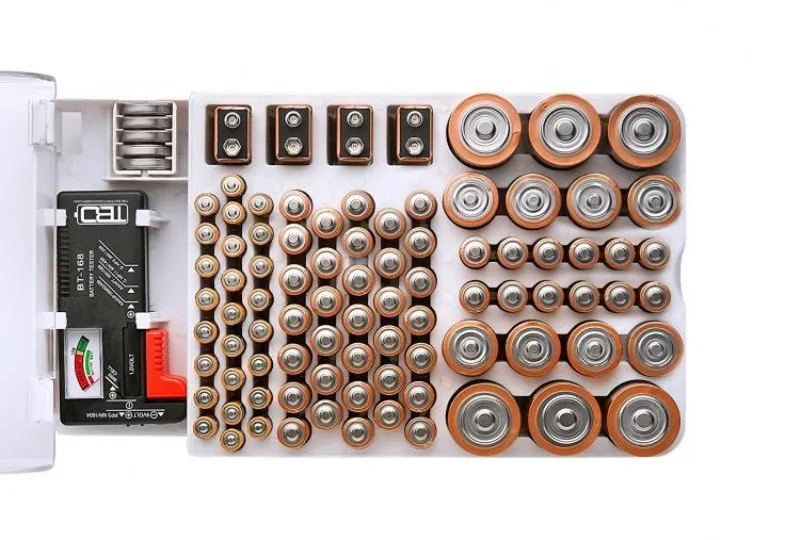 battery-organizer-2812