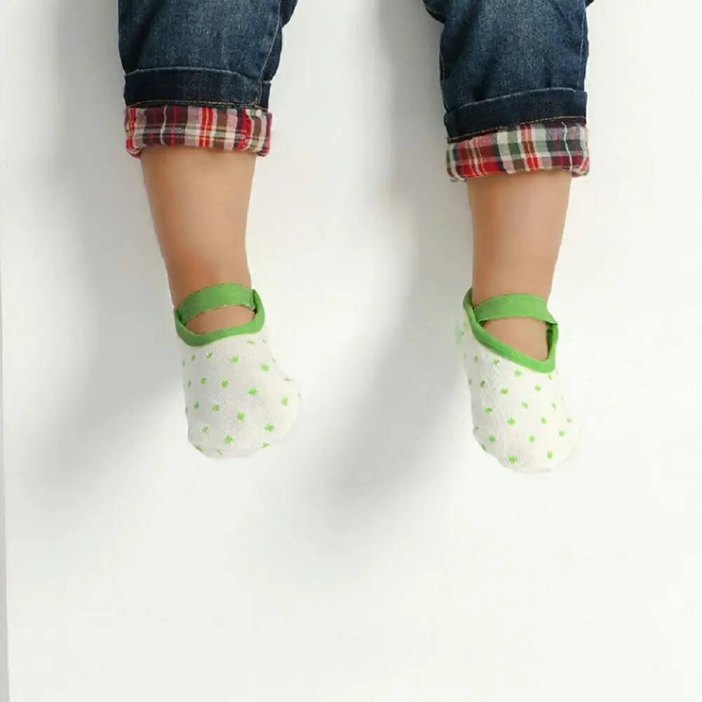 Новинка года, 1 предмет, носки для малышей Нескользящие нескользящие носки милый подарок на день рождения, хлопковые носки в горошек для новорожденных 5 цветов - Цвет: Зеленый