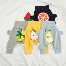 Осенняя одежда для малышей хлопковые Свободные повседневные штаны с фруктовым узором и большими ушами для новорожденных мальчиков и девочек с эластичной резинкой на высокой талии