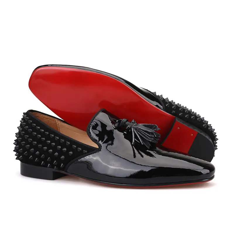 Hot Sale Handmade Black Patent Leather Men's Fashion Rivets Shoes Male Red Bottom Tassel Men's Loafers Spiked Designs Man Flats