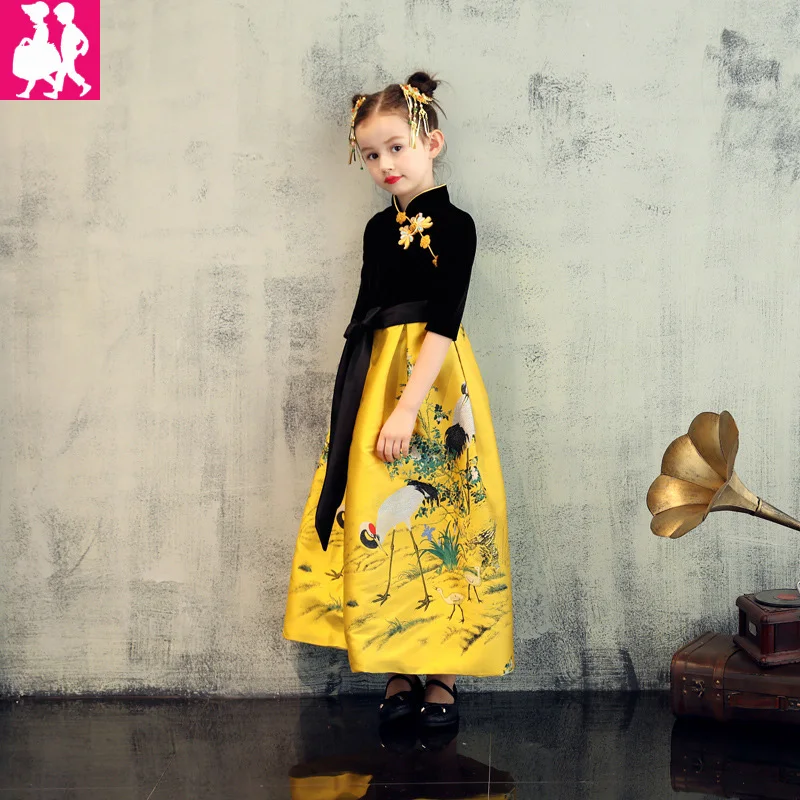 

Girls Dresses 2018 Chinese style Cheongsam Net yarn Embroidery Thick Short Sleeve Princess Dress For Girls Children Clothing