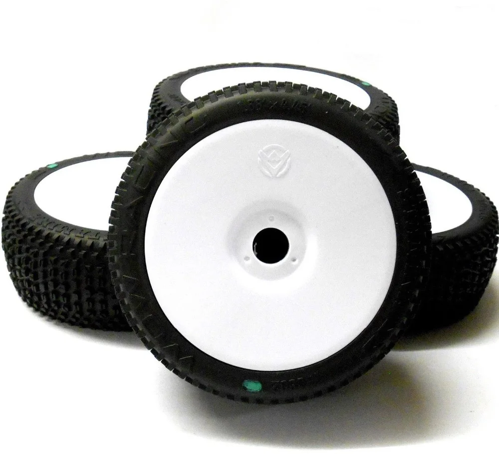 

RC Buggy 1/8 off road wheel and tyre 17mm white disk x 4