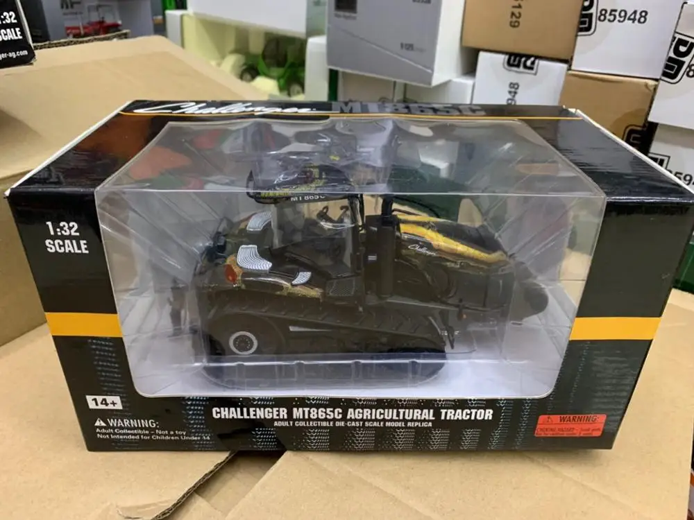 

NORSCOT 1/32 CHALLENGER MT865C AGRICULTURAL TRACTOR SPECIAL EDITION 58622