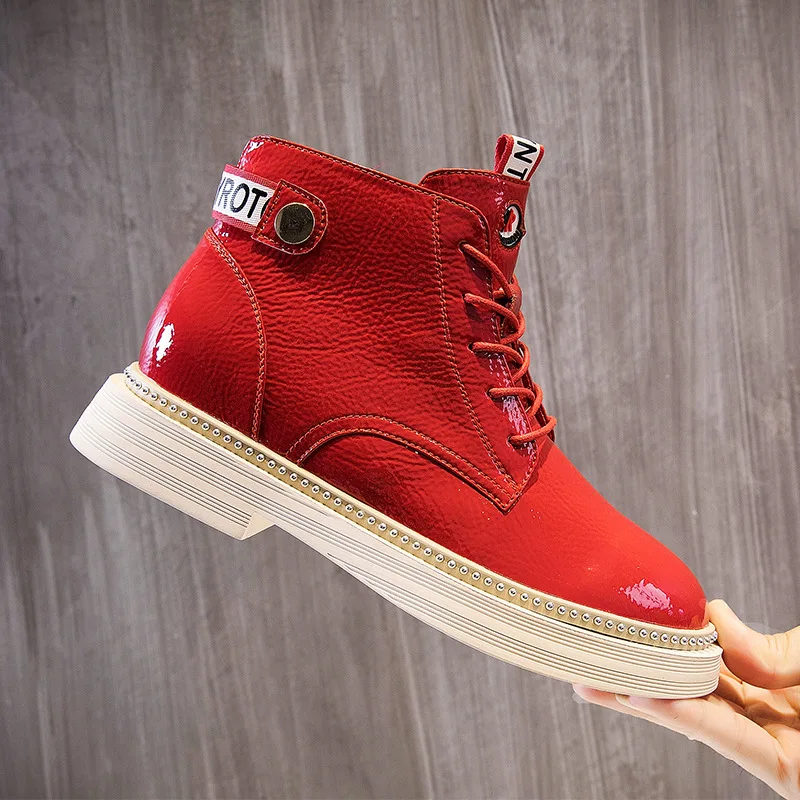 

2018 autumn new women's red short boots with thick soles and high heels martingale boots Tie his shoes