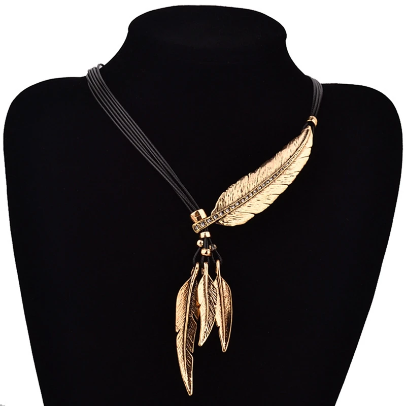

Bohemian Feather Leaf Pendant Necklace For Women Vintage Tassel Rope Necklace Inlaid Crystal Sweater Pendant Jewelry