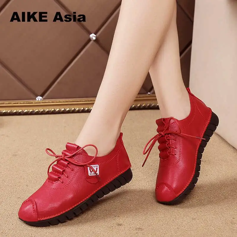 Aike/весенние новые дизайнерские белые туфли на танкетке; женские Сникеры на платформе; tenis feminino; повседневная женская обувь; Zapatos De Mujer - Цвет: Red