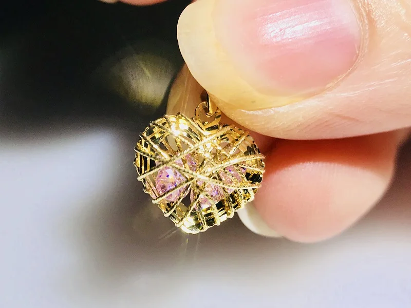 Романтическое бриллиантовое ожерелье 18 K love