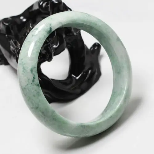 

2650 Beautiful Certified Grade "A" Natural Green Jadeite Jade Gems Bangle Bracelet