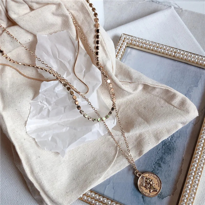

Simple Style Metal Short Necklaces for Women Gold Color 2019 Fashion Jewelry Layered Necklace Female Coin Pendant Clavicle Chain