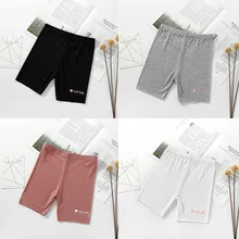 Модные милые защитные штаны для маленьких девочек; милые короткие штаны с буквенным принтом; хлопковые стрейчевые штаны; летние повседневные шорты; леггинсы;