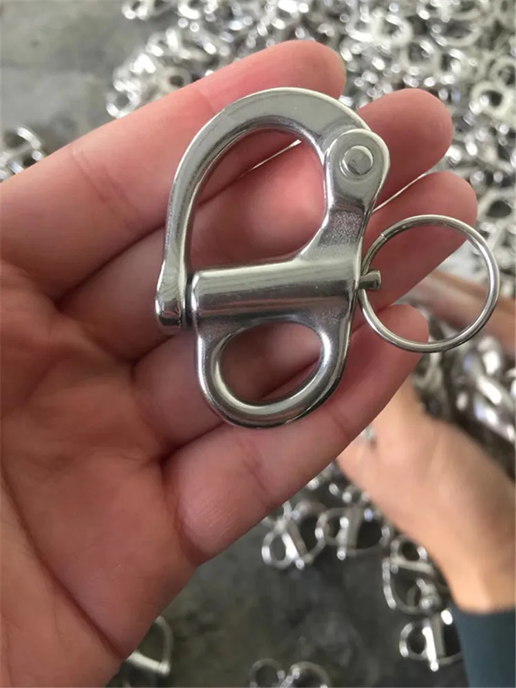 9573439725_663378076
