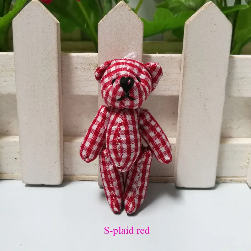 S-plaid red