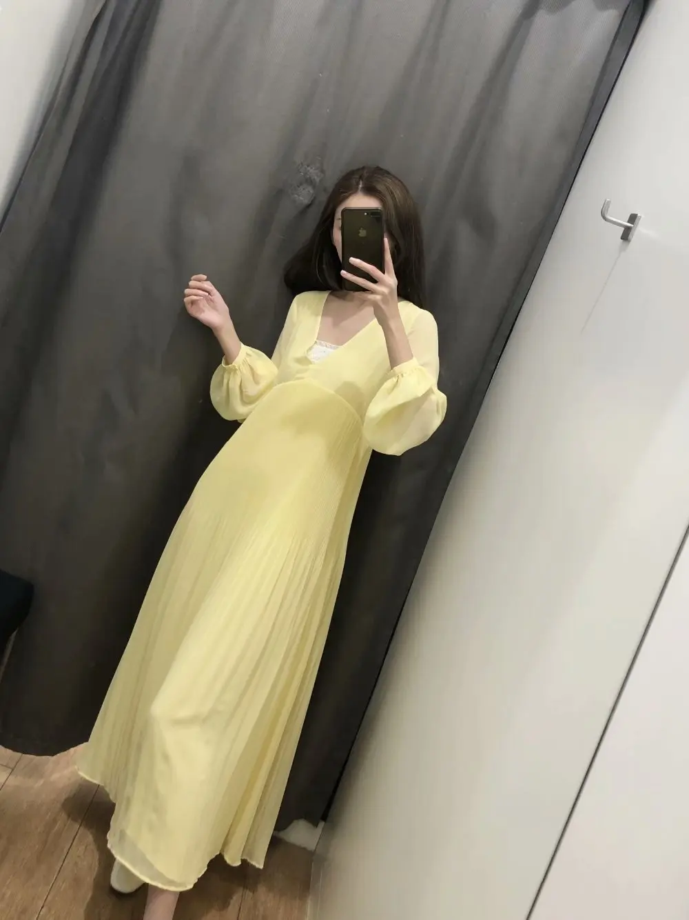  (34)