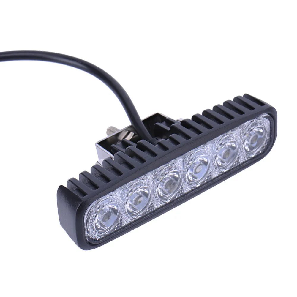 Kopen 18 w 12 v LED Verlichting Bar Flood Lamp Rijden Fog Offroad lichtbalk Werklampen Voor Ford Toyota SUV 4WD LED Balken
