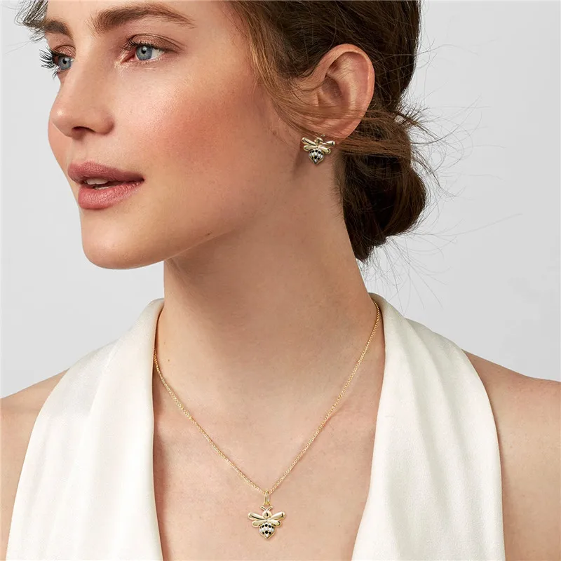 

2019 Top Fashion Cute Cubic Zirconia Bee Stud Earrings Charm necklace for women earring for women jewelry sets
