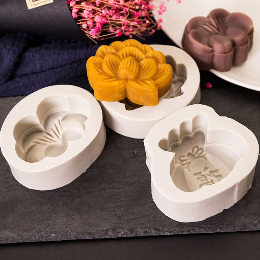 

4 Style Cartoon Rabbit Butterfly Lucky Bag Lotus Shape Baking Tools Silicone Blessing Moon Cake Mold Kitchen Diy Baking Mould