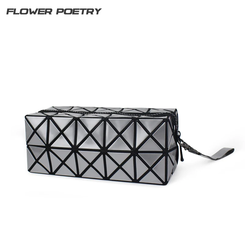 

Fashion Geometric Zipper Cosmetic Case Organizer Women Luxury Designer Famous Brand Laser Diamond Ladies Cosmetics Makeup Bag