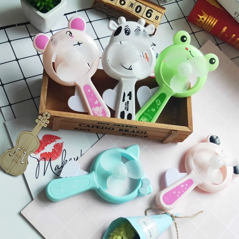 

1PCs Mini Portable Cartoon Cubs Hand Pressure Fan Page Manual Handheld Summer Mini Cooling Air Conditioner for Children Kids