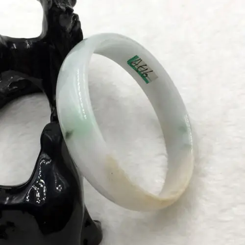 

01906 Certified Grade "A" Natural Green Jadeite Jade Gems Bangle Bracelet