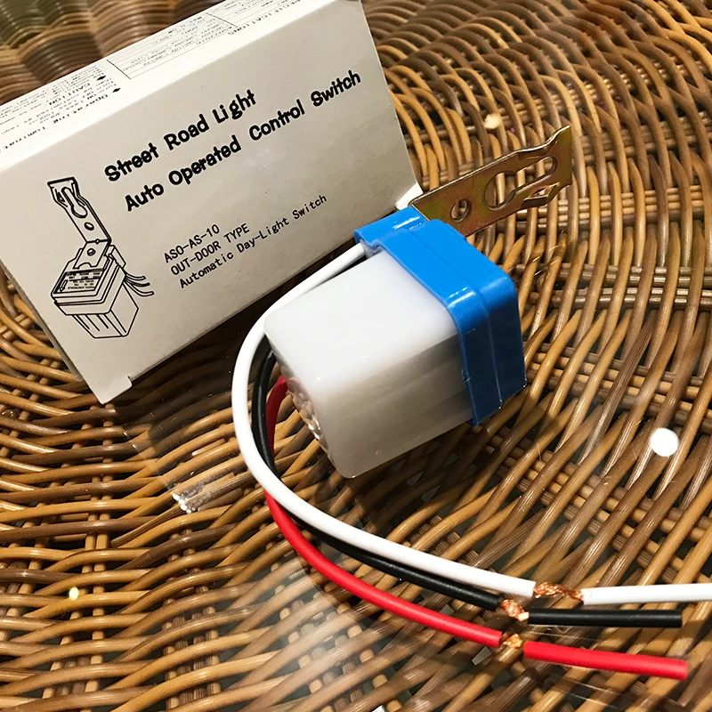 

Automatic Photo Control Photoswitch Sensor Switch DC12v AC 220V 50-60Hz 10A Auto On Off Photocell street Light Switch