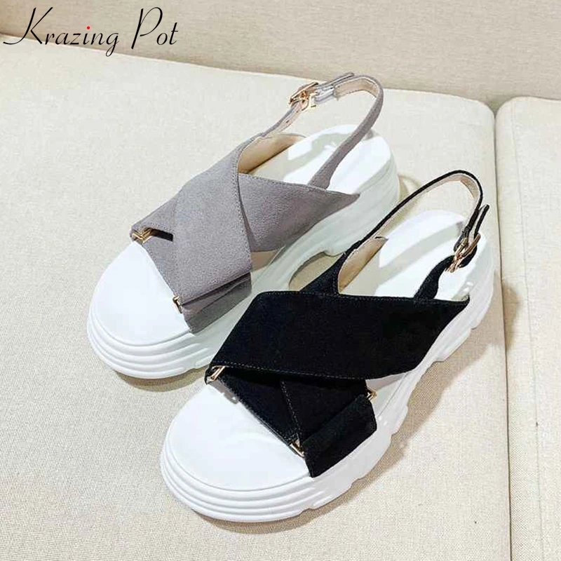

Krazing pot summer cow suede summer wedges platform buckle straps med heels women peep toe fashion concise design sandals L1f9