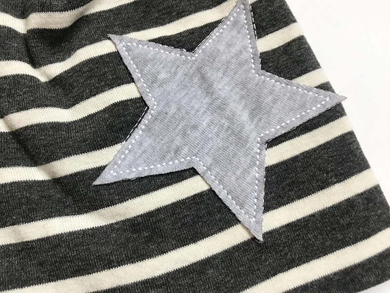 (11)