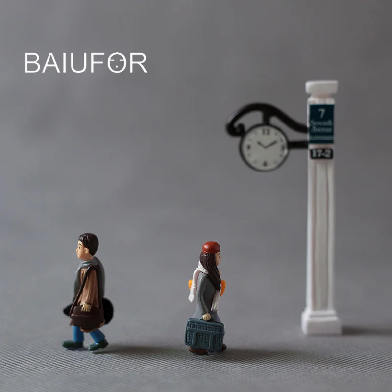 

BAIUFOR Lover Boy Girl Couple, Miniatures & Figurines Fairy Garden Miniature Terrarium & Succulents Decor DIY Valentine Day Gift