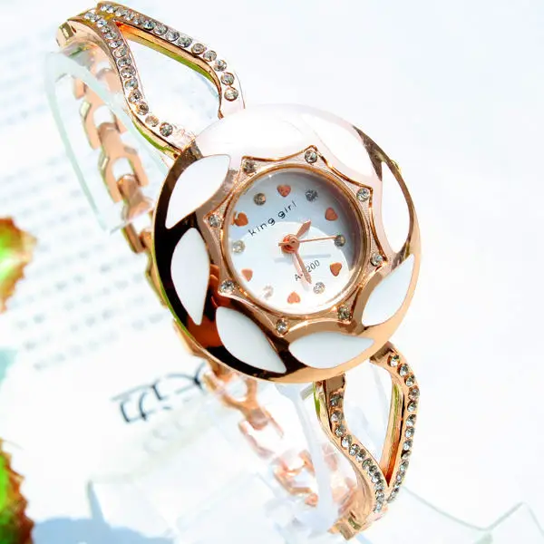 Disc fashion rhinestone sheet bracelet vintage table ladies watch | Наручные часы