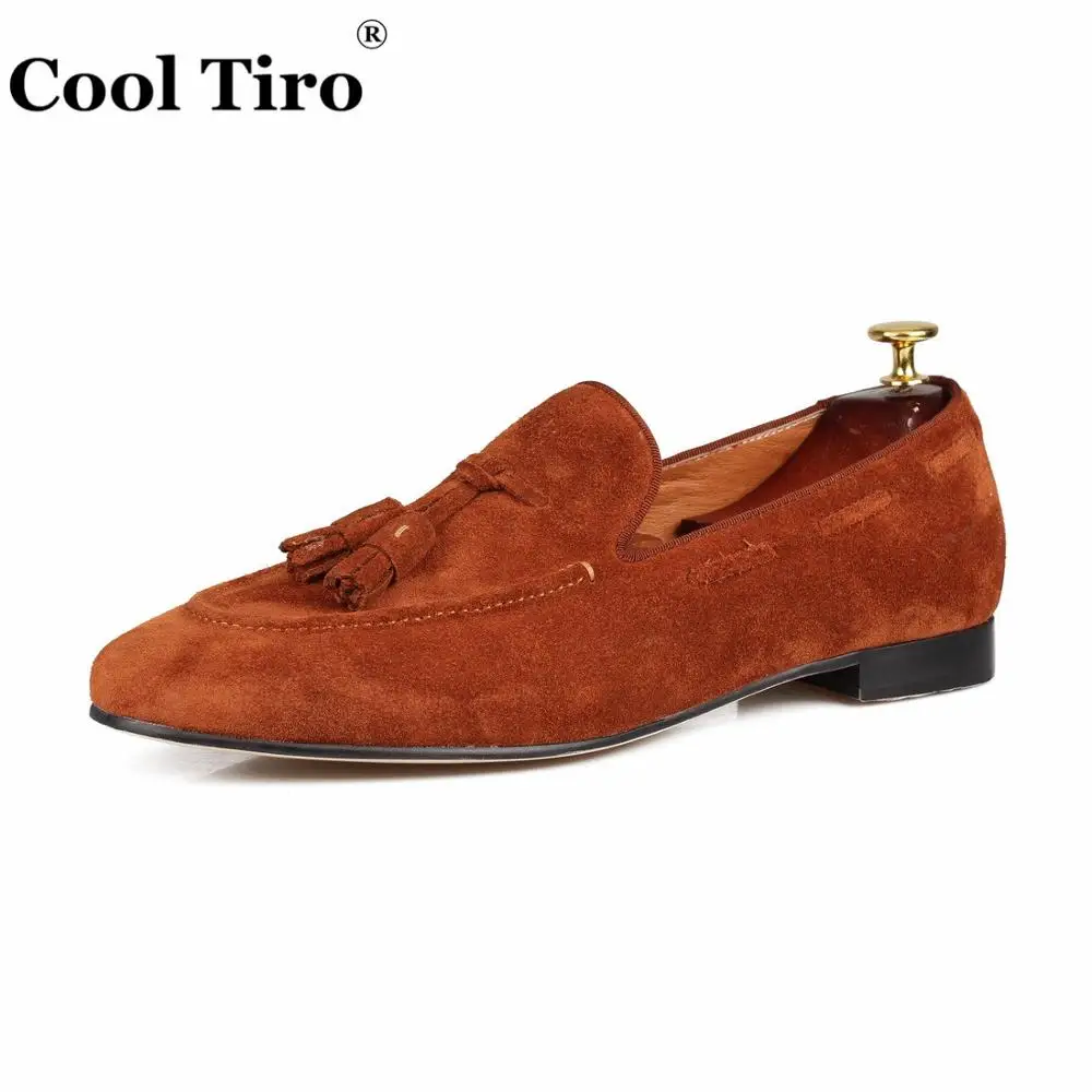 Cool Tiro/коричневые замшевые лоферы с кисточками; мужские мокасины; тапочки; мужская повседневная обувь без застежки на плоской подошве; деловая обувь из натуральной кожи - Цвет: Brown