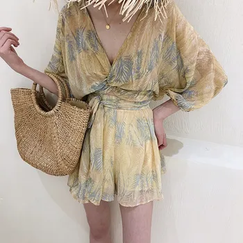 

2019 Women Vacation Chiffon Two Piece Set Beach Casual Lace Up Shorts Set Floral Print V Neck Matching Set