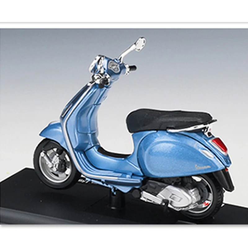 Коллекция гибких вращающихся колес MAISTO 1:18 Vespa Primavera 150 из сплава| |