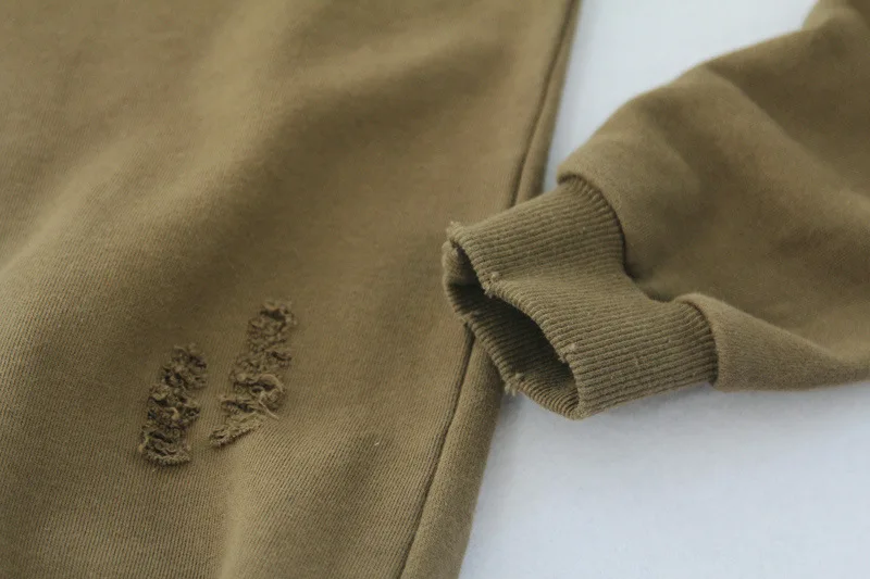 манжеты на худи. манжеты на толстовке. кофта с манжетами. манжеты на худи. рукав с манжетом толстовка.