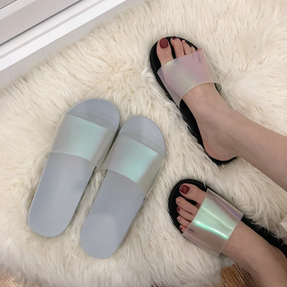 

Summer Japanese laser slippers women's casual jelly beach sandals and slippers.