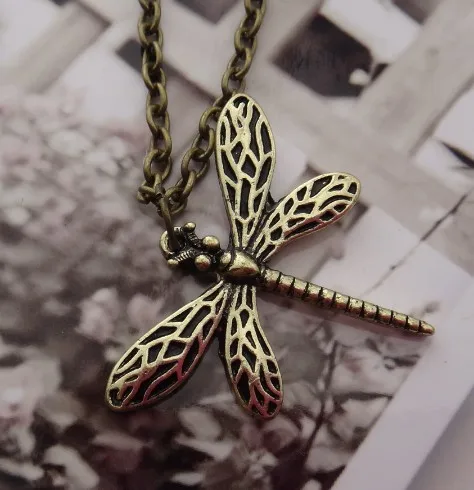 free shipping European and American popular Game of Thrones Sansa Stark Sansa Stark retro Dragonfly Pendant
