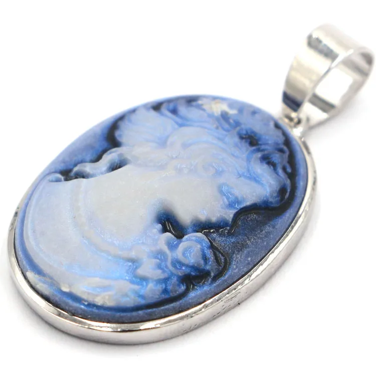 

35x21mm Deluxe European Created London Blue Topaz Ladies Gift Silver Pendant