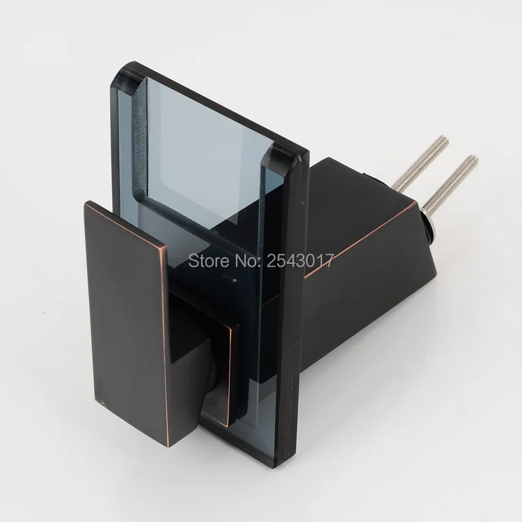 2670338508_104040346