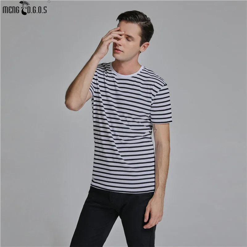 

2019 solid color men's casual T-shirt new jogger summer fashion men's short-sleeved brand men's outdooer sporter shirt
