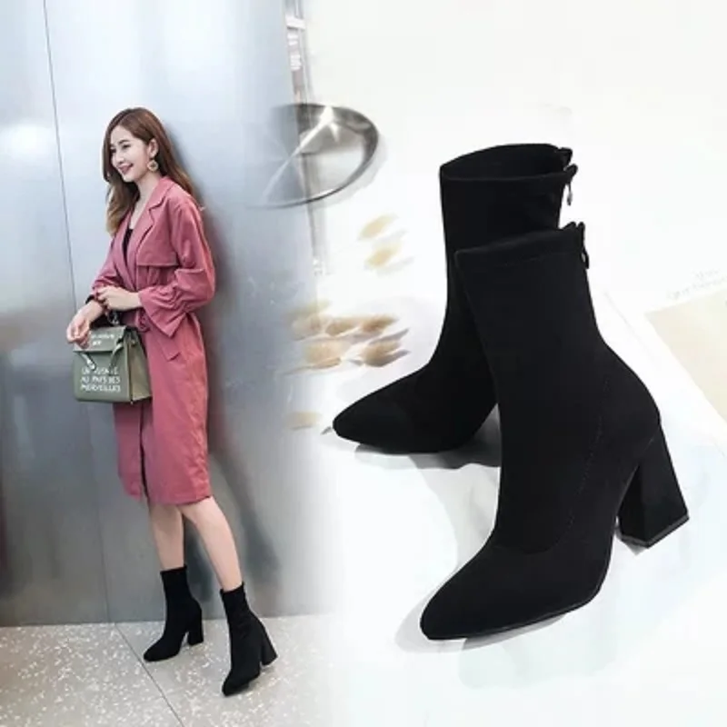 

2018 autumn and winter new Korean version of the pointed suede stretch boots in the tube socks boots thick high-heeled Martin bo