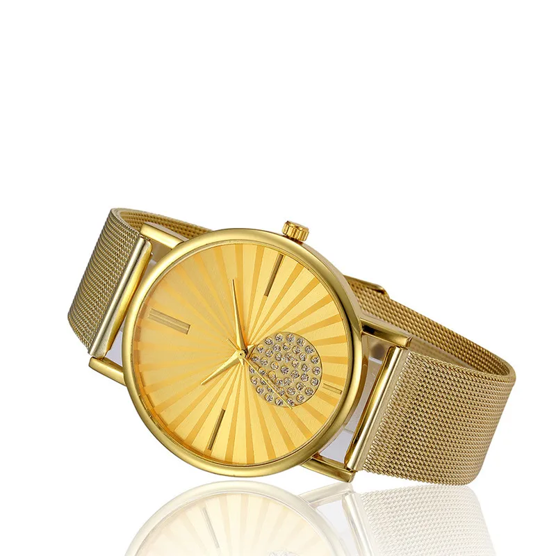 

2018 Womens Fashion Classic Gold Geneva Quartz Stainless Steel Wrist Watch L309