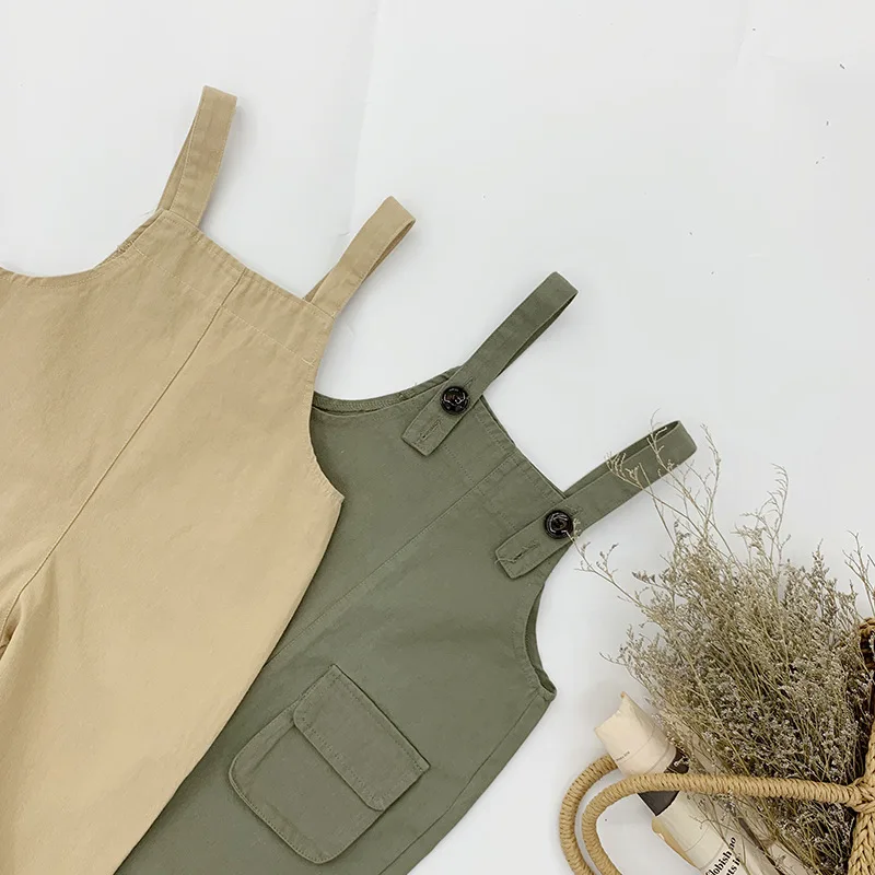 Coreano das Crianças para Meninas de Moda Meninos da Criança Jumpsuit Ocasional Macacão Bolso Grande Calças 2 3 4 5 6 7 Anos Crianças Macacões Novo 31 High Quality Mamãe e Bebê