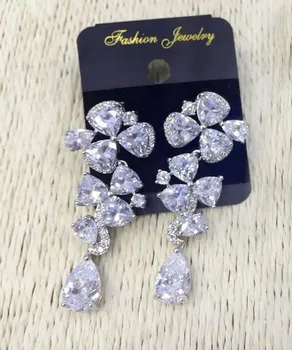 

Yulaili 2018 with hyperbole feelings sliver wrapped snake design happy in the party show