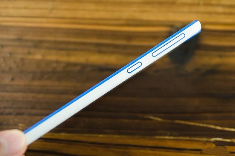 HTC DESIRE 820-3