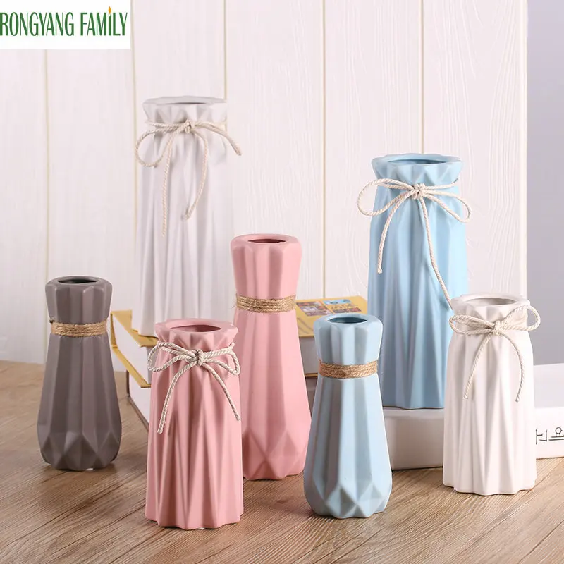 

Europe Diamond Porcelain Vase Handmade Handicrafts Fashion Ceramic Tabletop Flower Vase Study Hallway Home Wedding Decoration