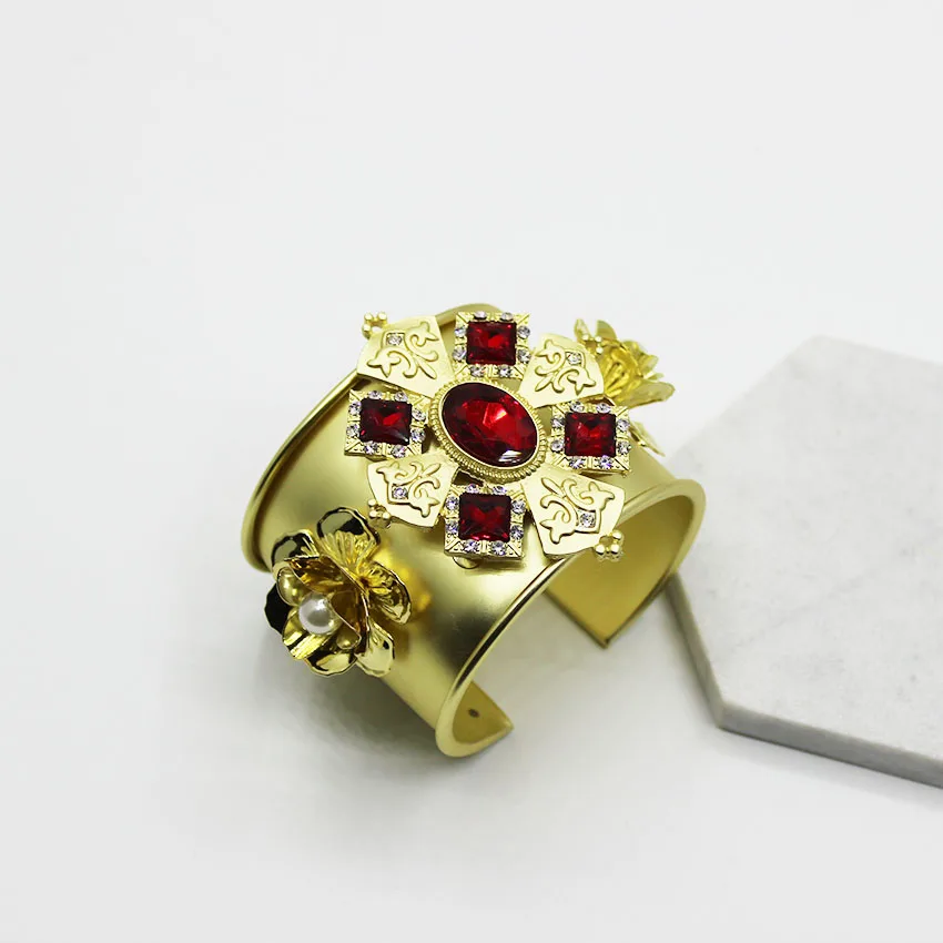 

2017 New Arrival Wedding Big Crystal Flower Bracelet Cross Gem Metal Vintage Word Wide Bracelet Bangle Hand Jewelry 1021
