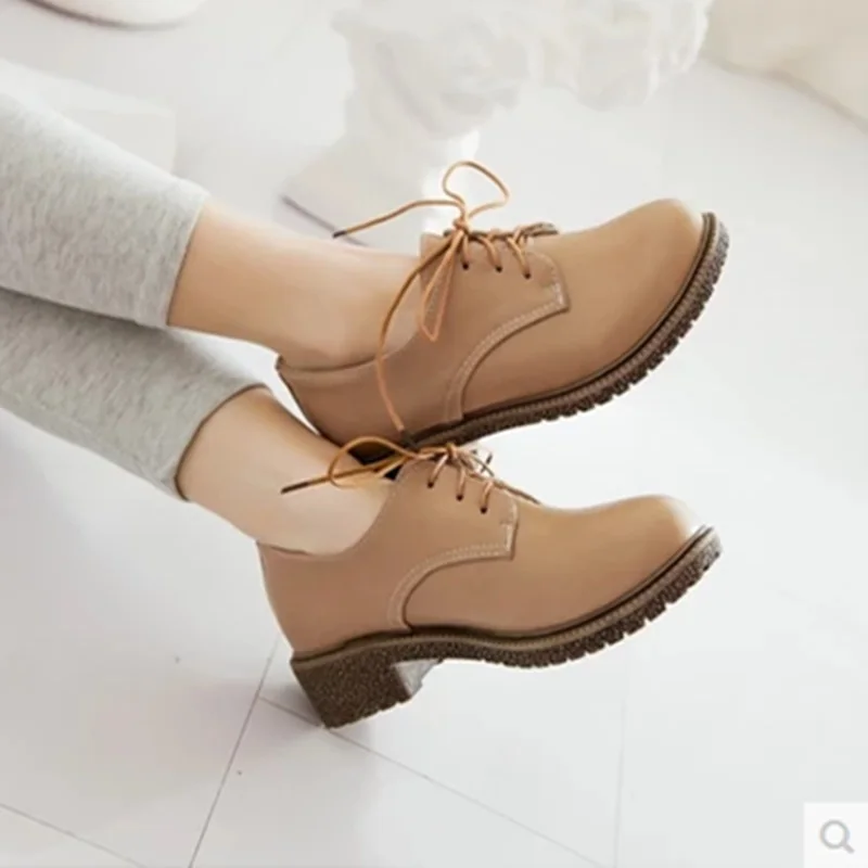 

Lady's American Style Laceshoes Stone Pattern Plus size 34-43 Round toe Ankle Botas Low Cutter High heels Women Single Bootie