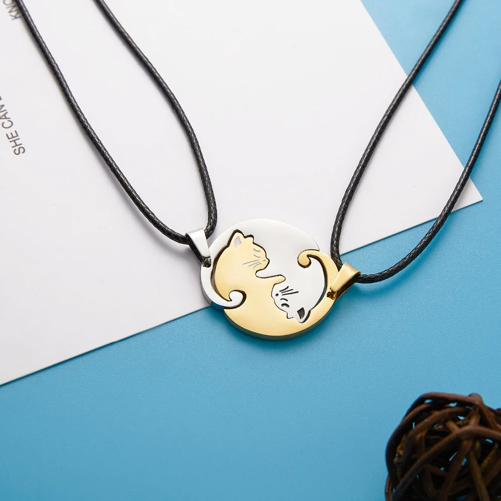 

Rinhoo Trendy Popular Stainless Steel Kitten Hugs Round Couple Stitching Necklace Accessories Lovers jewelry Gift for lover